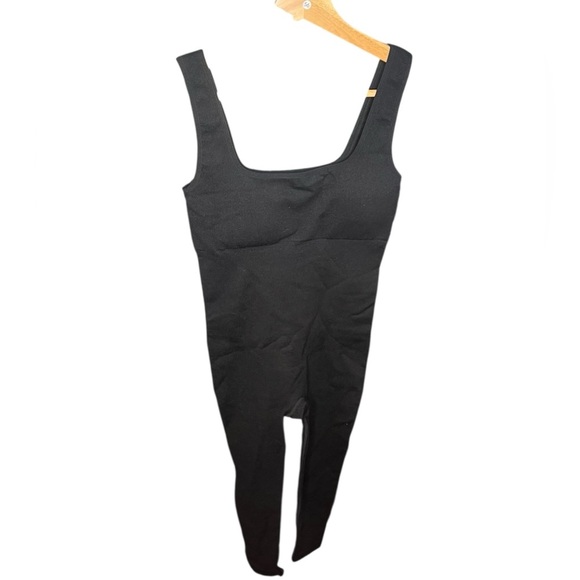 Popilush Shapewear Seamless Square Neck Tank Workout Jumpsuit - Picture 4 of 5
